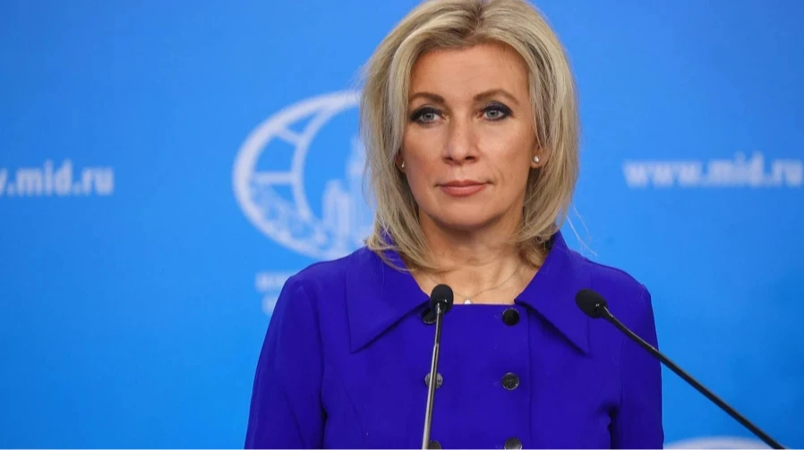 Марія Захарова на брифінгу МЗС РФ