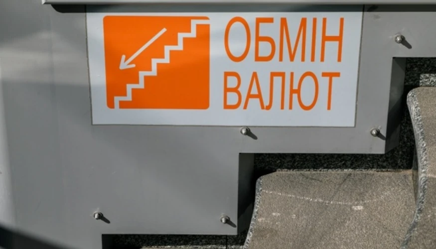 НБУ встановив курс долара та євро на 23 вересня: що вирішив