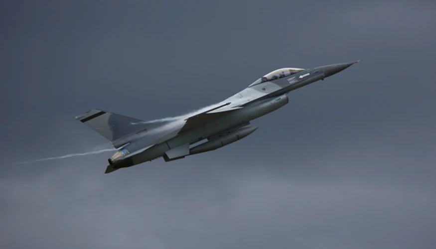 Два дрони над Чорним морем: румунські F-16 збили цілі за 25 і 20 км від Суліни